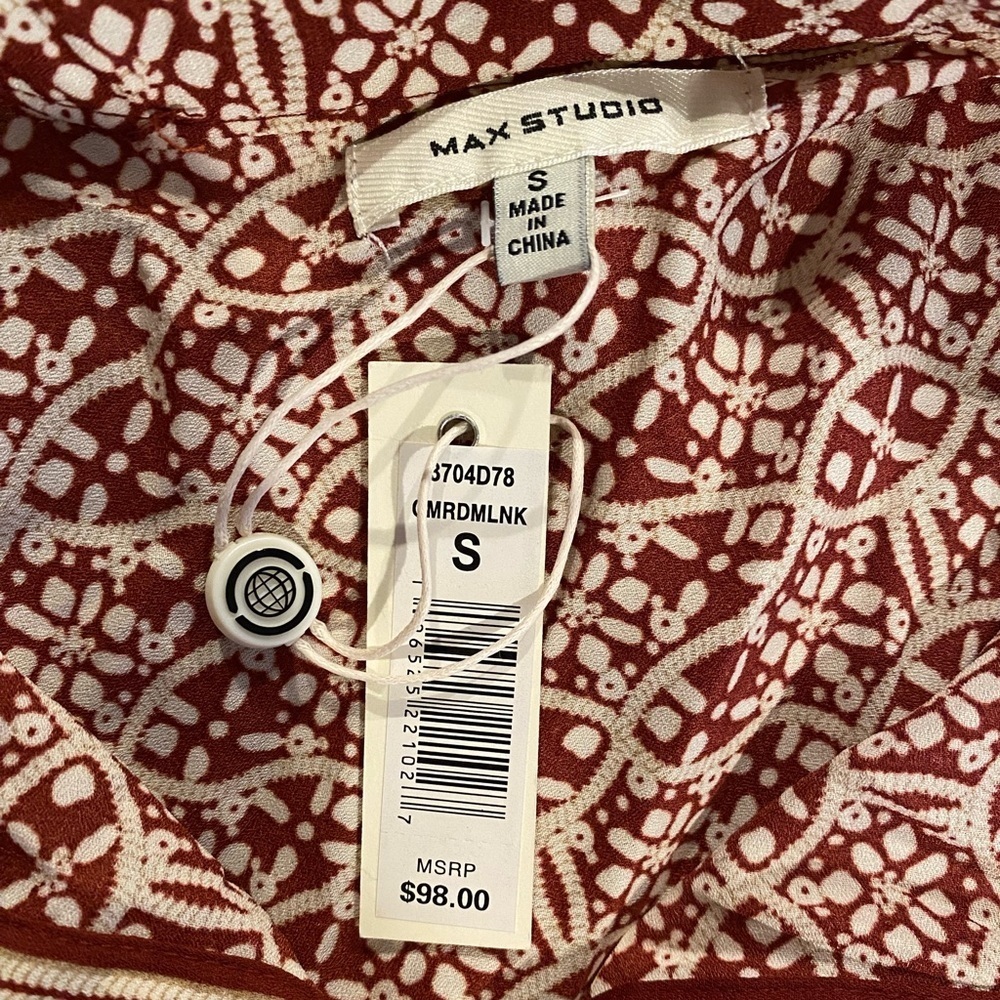 Max Studio Flutter Sleeve Patterned Boho Blouse NWT Size S - Picture 4 of 6